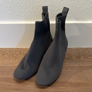 Everlane Glove Gray Knit Ankle Booties